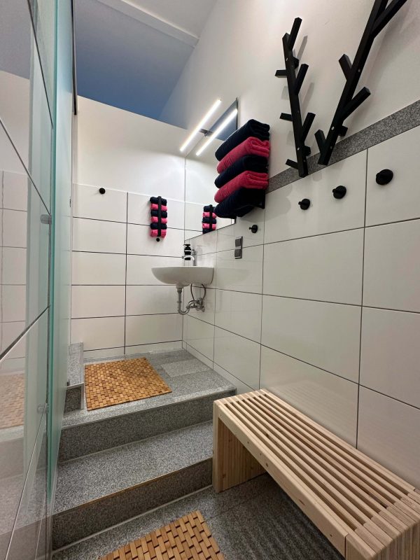 Move.room Leipzig – Trainingsraum von Carina Lange mit modernem Equipment und kreativer Atmosphäre - Lieblingsfrau Leipzig